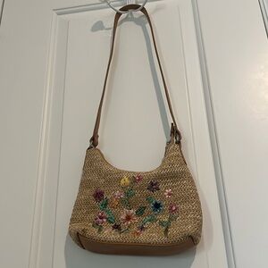 Floral Embroidered Straw Shoulder Bag